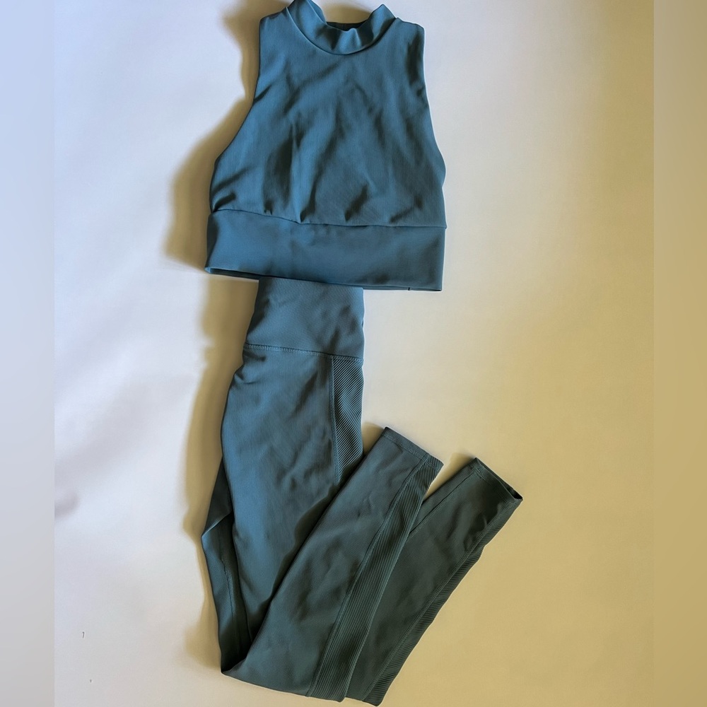 TEAL WORKOUT SET